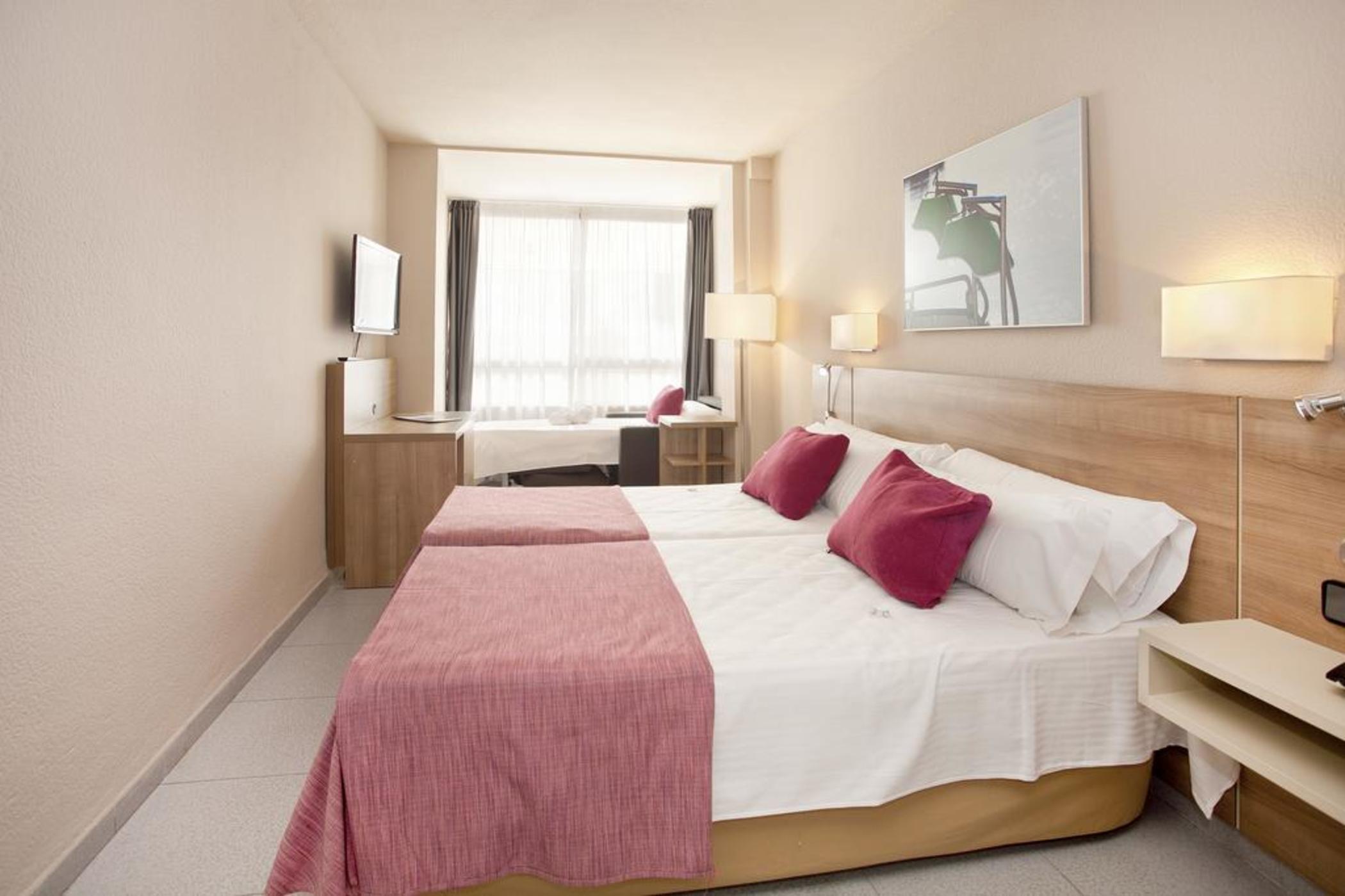 Port Eugeni Hotell Cambrils Eksteriør bilde