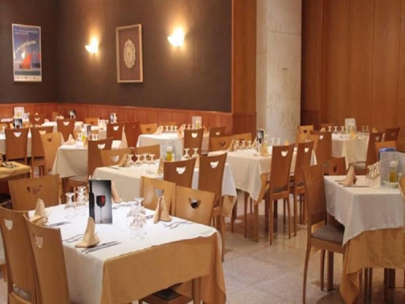 Port Eugeni Hotell Cambrils Eksteriør bilde