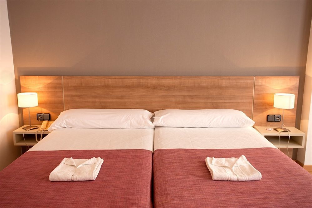 Port Eugeni Hotell Cambrils Eksteriør bilde