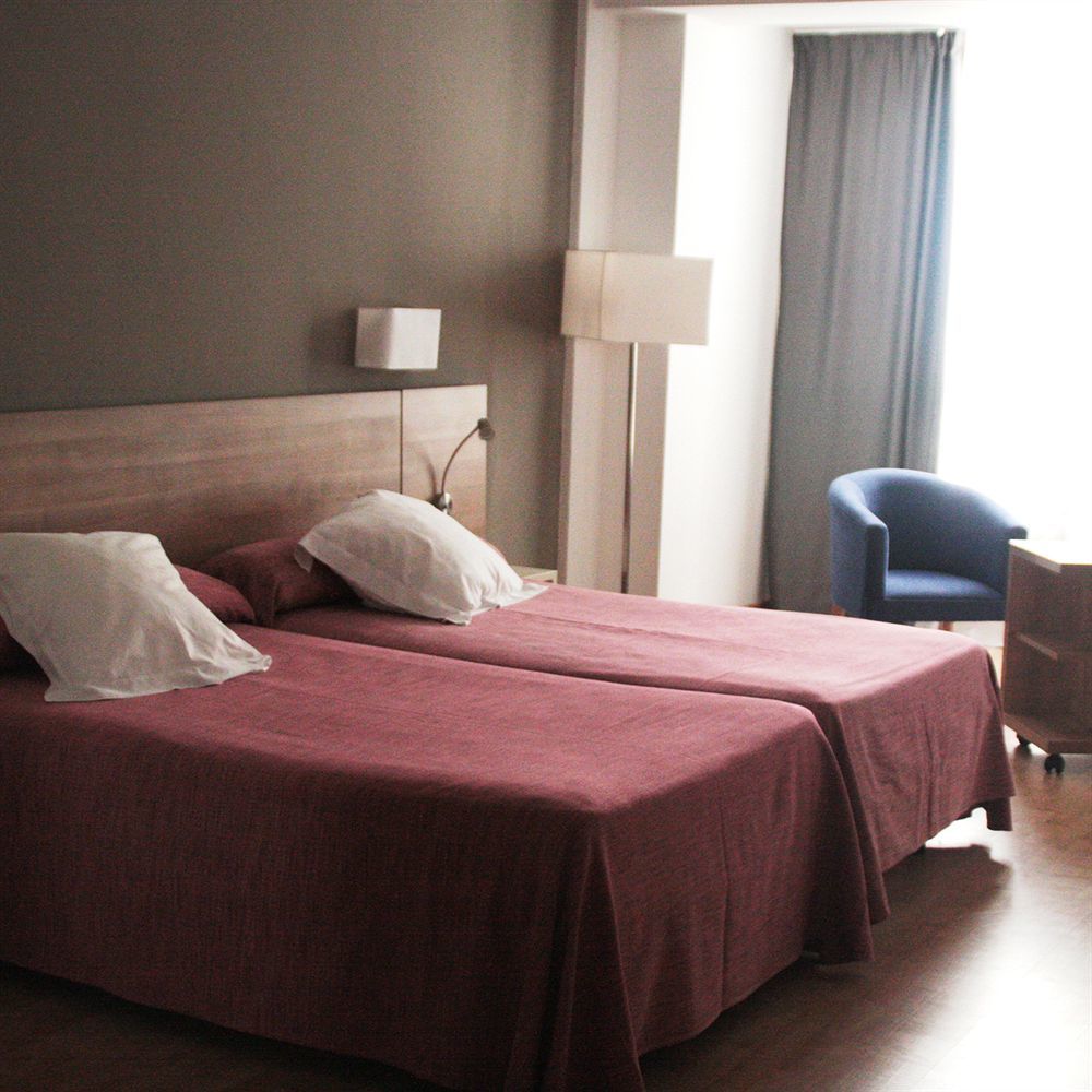 Port Eugeni Hotell Cambrils Eksteriør bilde