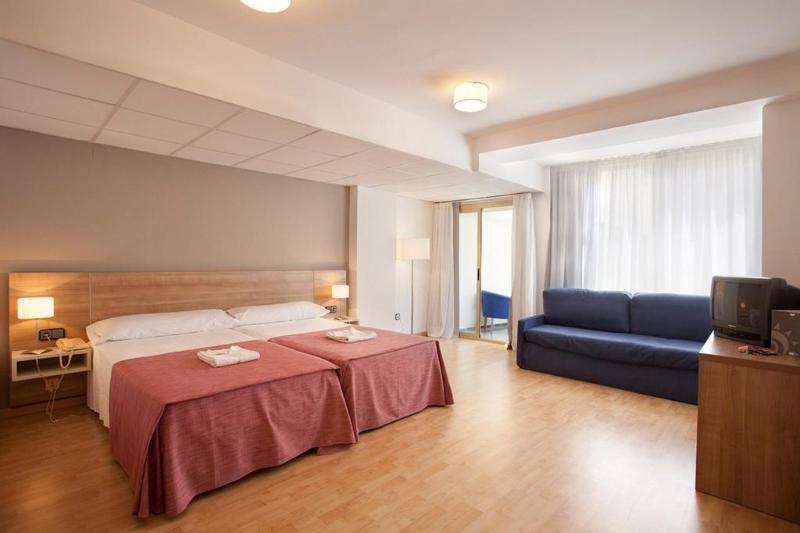 Port Eugeni Hotell Cambrils Eksteriør bilde